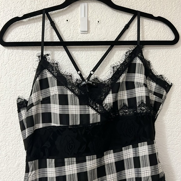 LOVELY U-DEAR DRESS - Picture 7 of 12